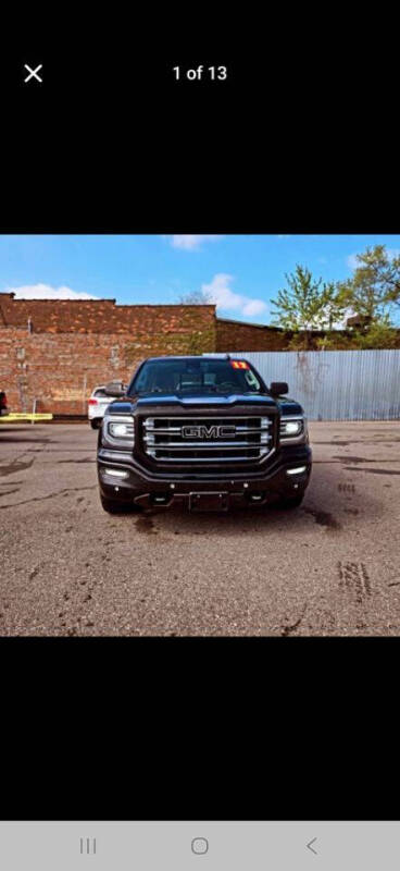 2017 GMC Sierra 1500 SLT's photo
