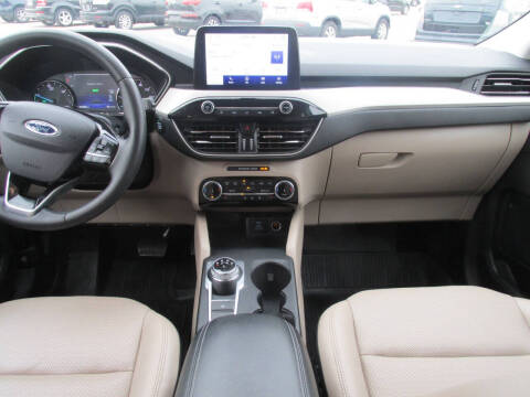 2022 Ford Escape Hybrid SEL