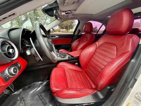 2017 Alfa Romeo Giulia Ti