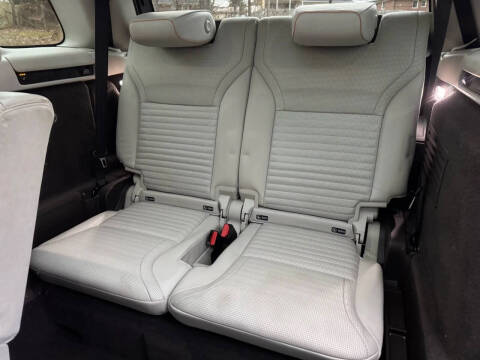 2017 Land Rover Discovery HSE Luxury