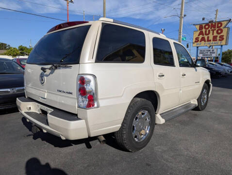 2003 Cadillac Escalade