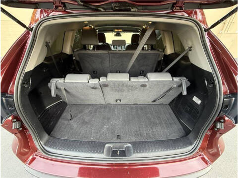 2017 Toyota Highlander LE