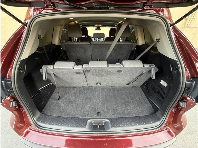 2017 Toyota Highlander LE