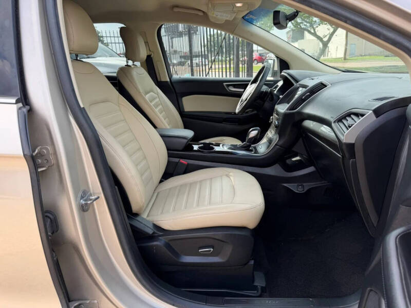 2017 Ford Edge SEL