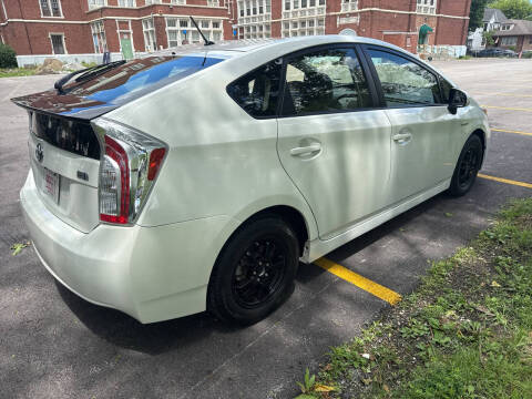 2015 Toyota Prius Two
