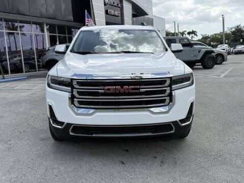 2023 GMC Acadia SLE