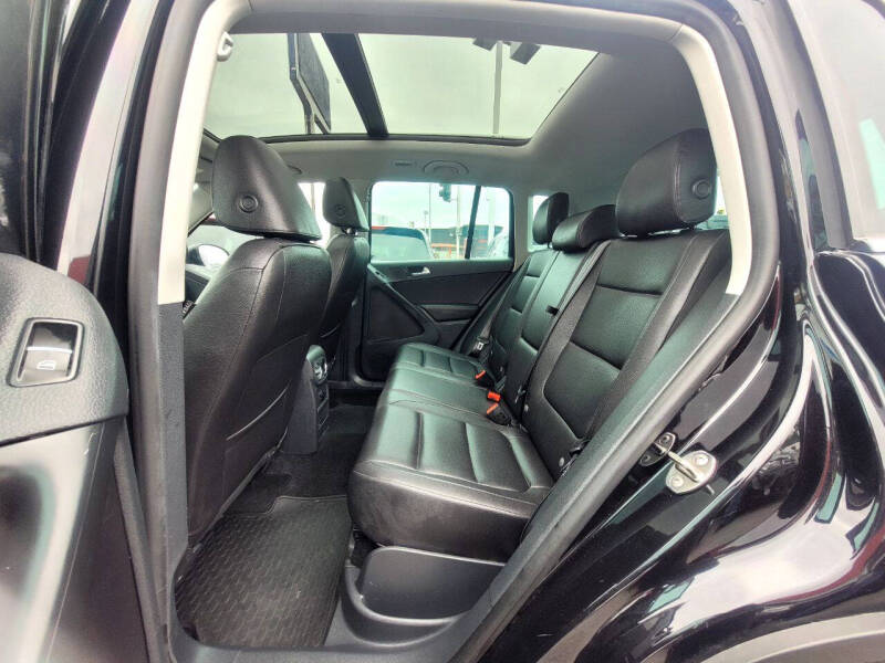 2012 Volkswagen Tiguan SE 4Motion