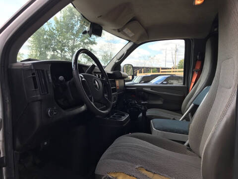 2010 GMC Savana 2500