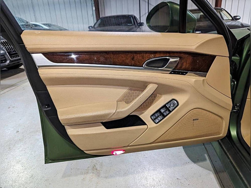 2011 Porsche Panamera