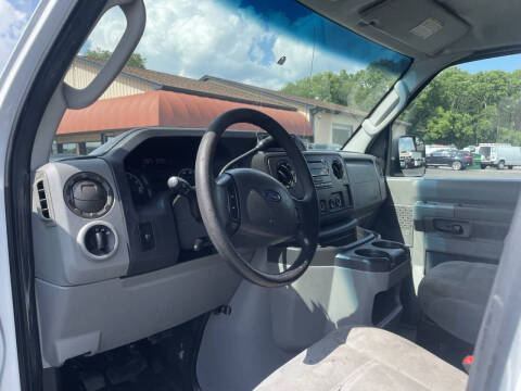 2010 Ford E-Series E-250