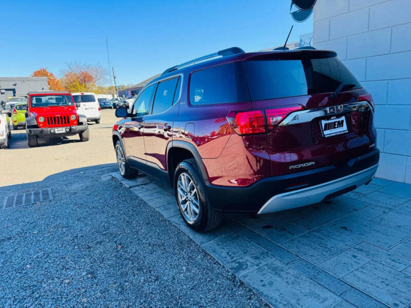 2018 GMC Acadia SLE-2