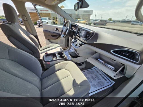 2017 Chrysler Pacifica Touring Plus