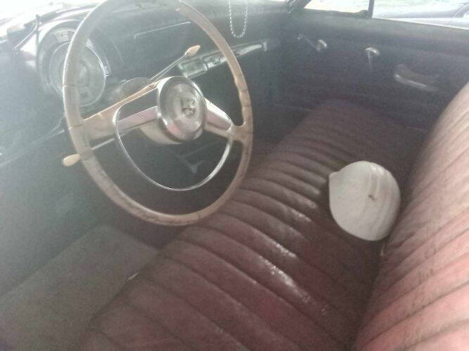 1951 Kaiser Sedan