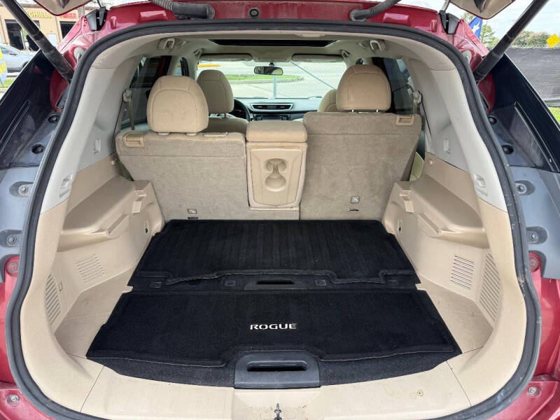 2016 Nissan Rogue SV