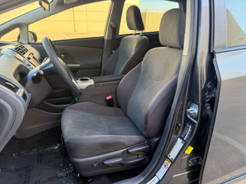 2014 Toyota Prius v Three