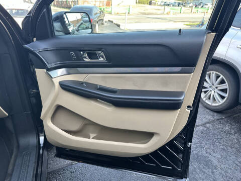 2017 Ford Explorer