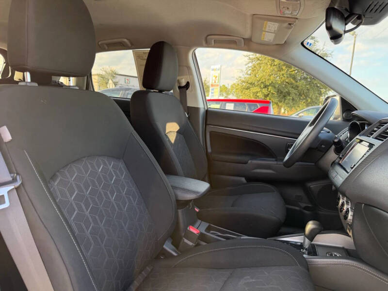 2023 Mitsubishi Outlander Sport