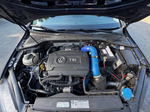 2016 Volkswagen Golf TSI S