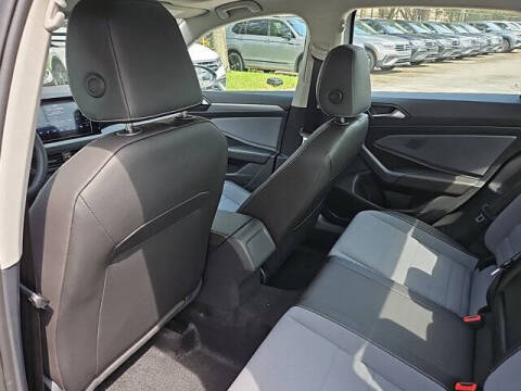 2025 Volkswagen Jetta SE