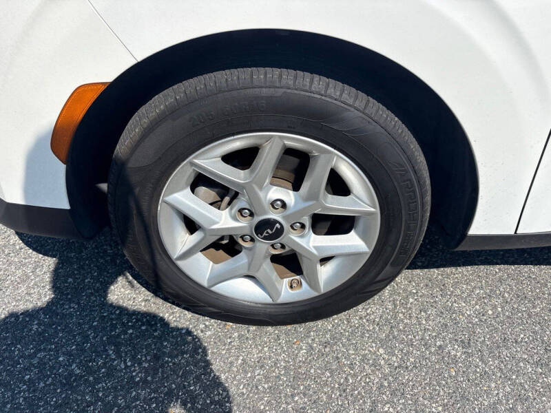 2024 Kia Soul LX