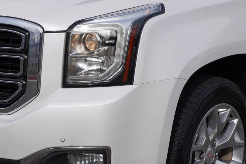 2017 GMC Yukon SLT