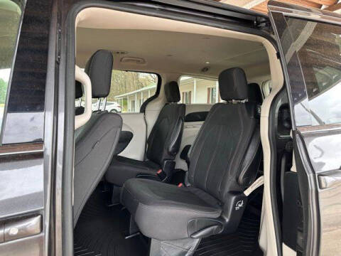 2020 Chrysler Pacifica Touring