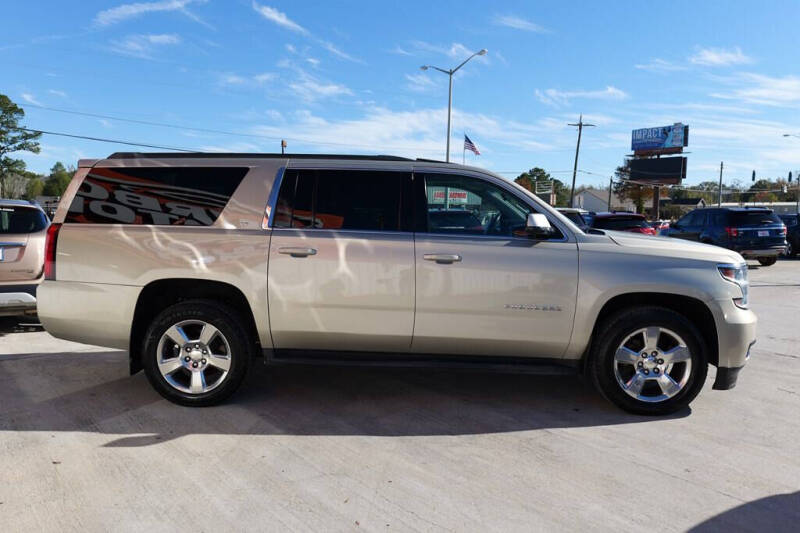 2017 Chevrolet Suburban LT