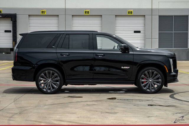 2025 Cadillac Escalade-V