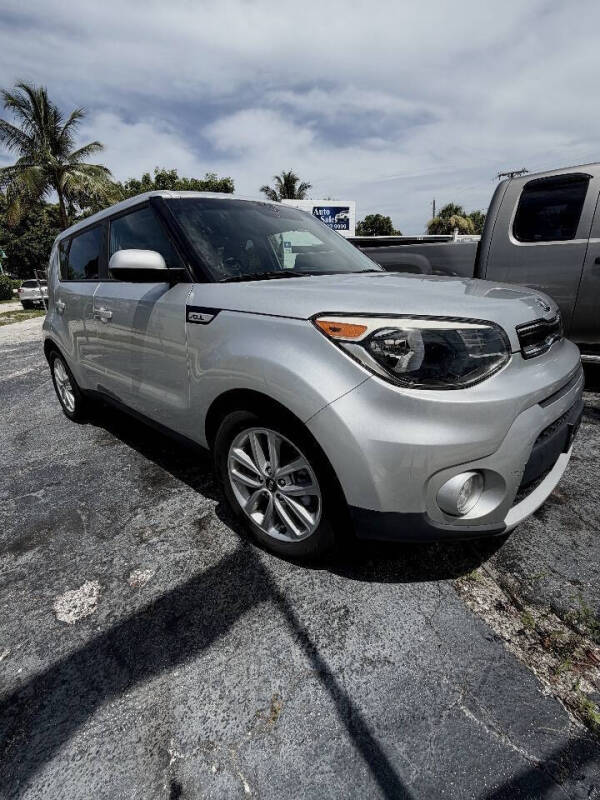 2019 Kia Soul +