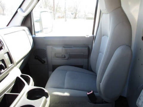 2010 Ford E-Series E-350 SD