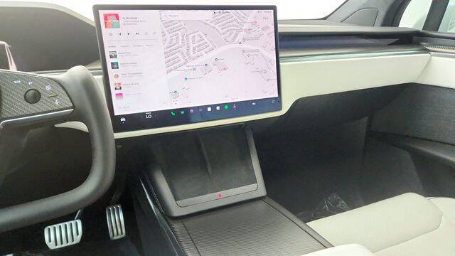 2022 Tesla Model X Plaid