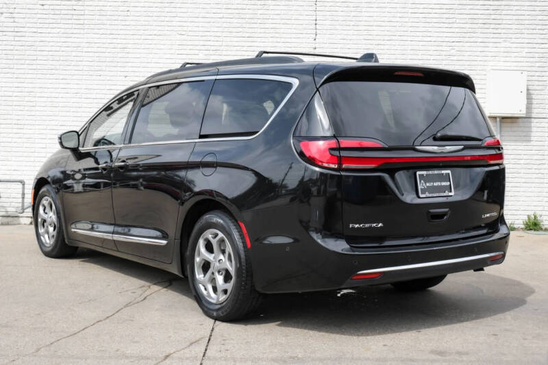 2022 Chrysler Pacifica Limited