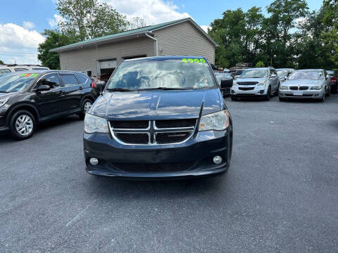 2013 Dodge Grand Caravan for sale at Roy's Auto Sales in Harrisburg PA