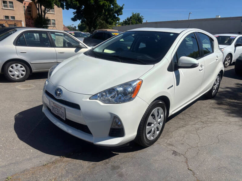 2014 Toyota Prius c One