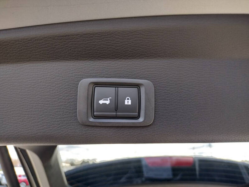 2025 Mitsubishi Outlander PHEV SEL