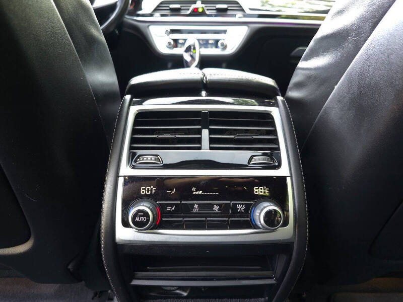 2022 BMW 7 Series 740i xDrive