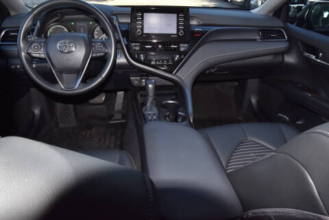 2024 Toyota Camry Hybrid SE