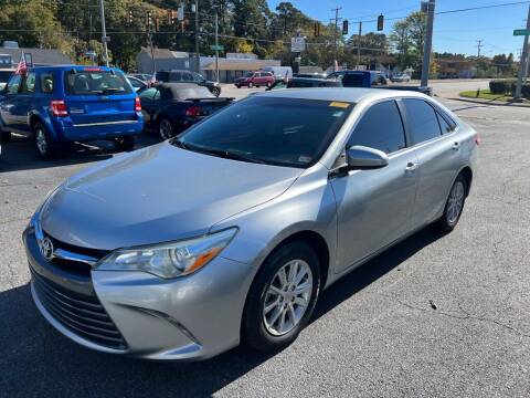 2015 Toyota Camry for sale at Dad's Auto Sales in Newport News VA