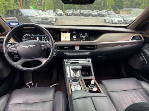 2020 Genesis G90