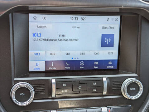 2022 Ford Mustang Mach 1