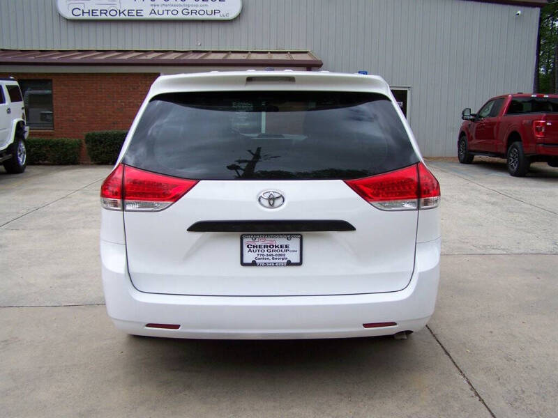 2013 Toyota Sienna L 7-Passenger