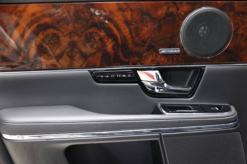 2013 Jaguar XJ