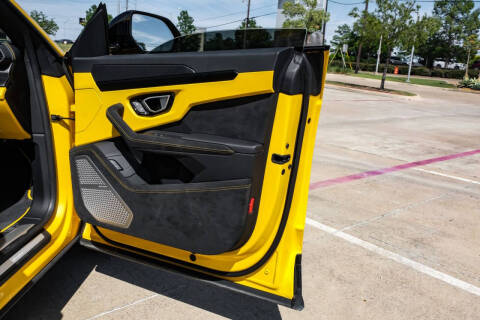 2024 Lamborghini Urus S