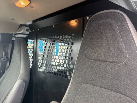 2022 GMC Savana 2500