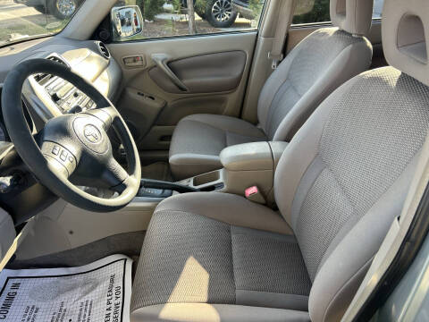 2004 Toyota RAV4