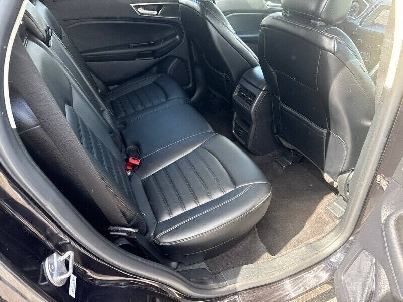 2020 Ford Edge