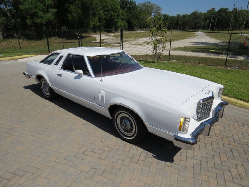1977 Ford Thunderbird