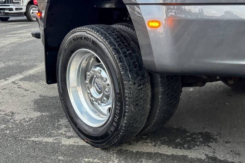 2023 Ford F-450 Super Duty Lariat