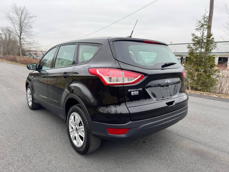 2016 Ford Escape S
