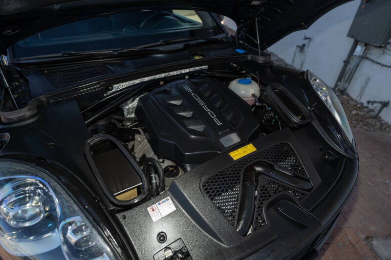 2017 Porsche Macan S